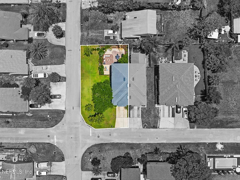 1105 6th St S — Photo 33