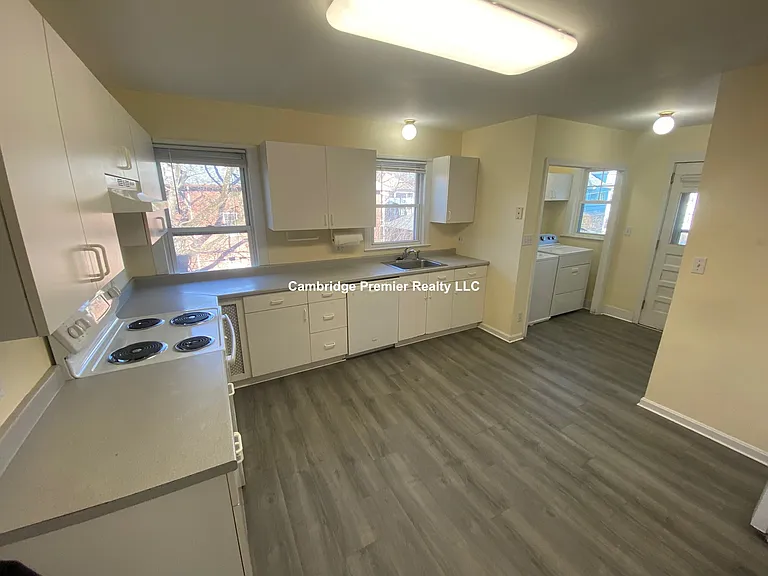 24 Alewife Brook Pkwy — Photo 21