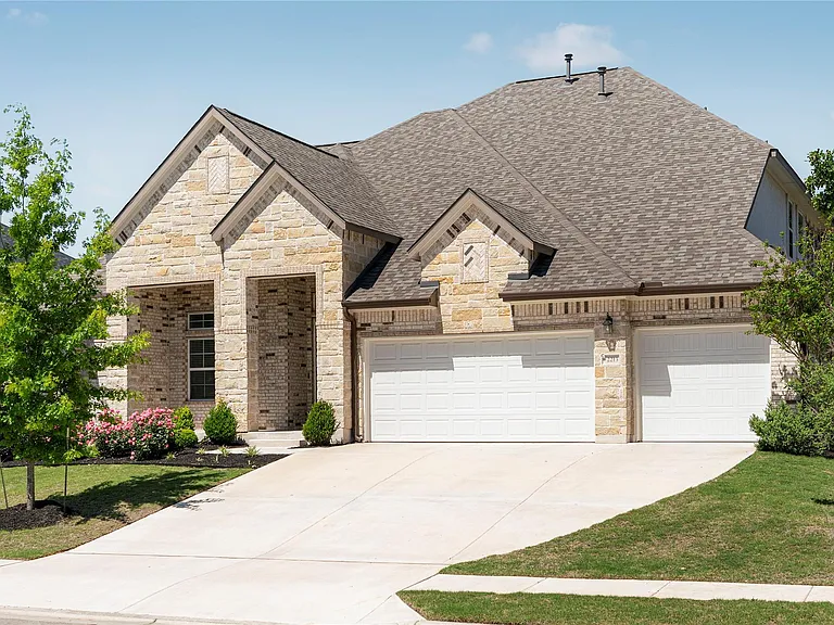 2213 Adonai Trl #A — Photo 3