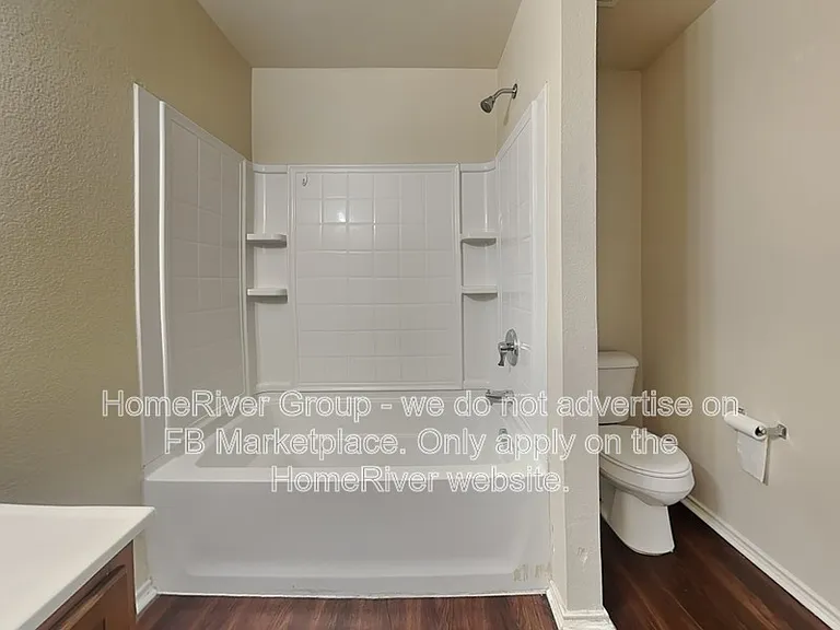3013 Meadow Bluff Dr — Photo 17