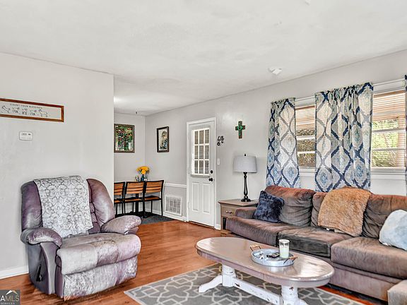 5th image of 2535 Barnett Shoals Rd