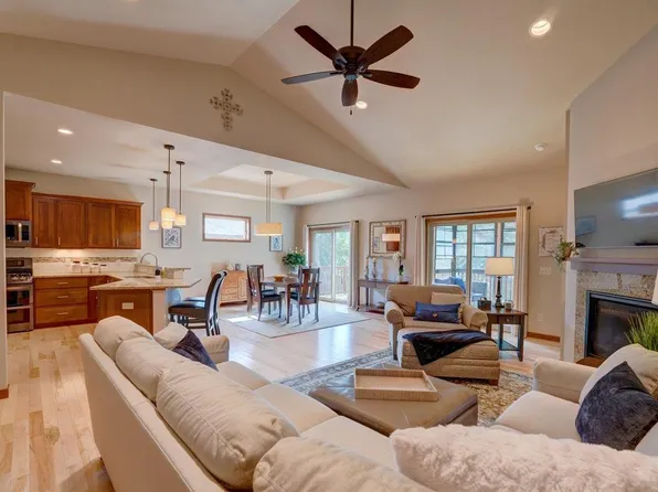 6876 Tuscan Ridge Circle, Deforest, WI 53532