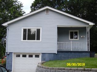 121 Smoot Ave, Beckley, WV 25801