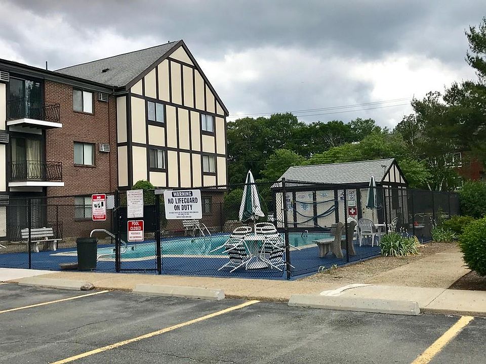 Castle Village Apartments Randolph, MA Zillow