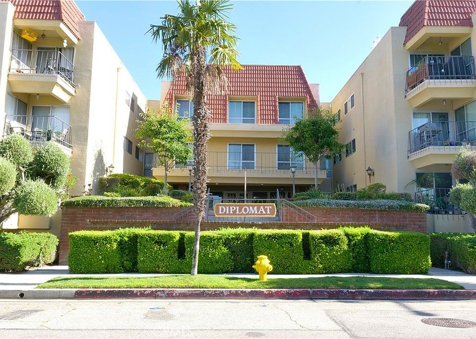 1st image of 5845 Doverwood Dr Unit 206
