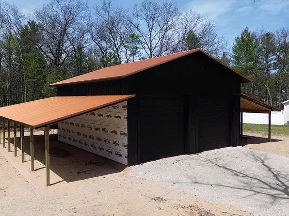 9271 Eastbrook Trl NW, Rapid City, MI 49676