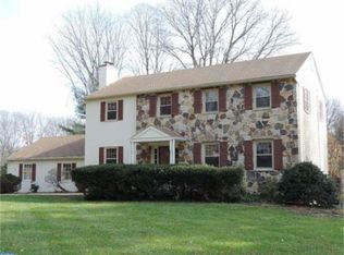100 Fawn Hill Ln, Media, PA 19063