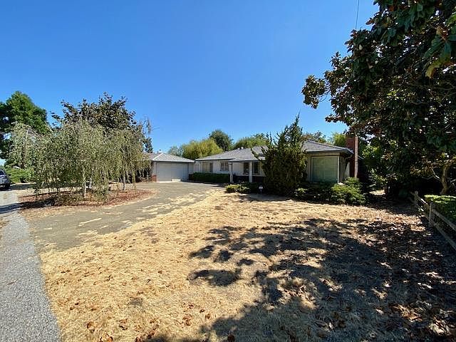 1st image of 13690 Beaumont Ave