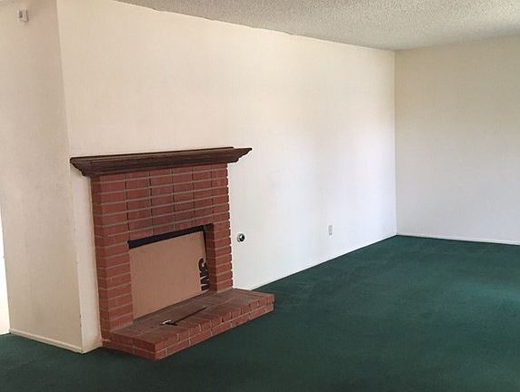 3rd image of 520 W Avenue J13