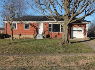 1921 Floradora Dr, Louisville, KY 40272