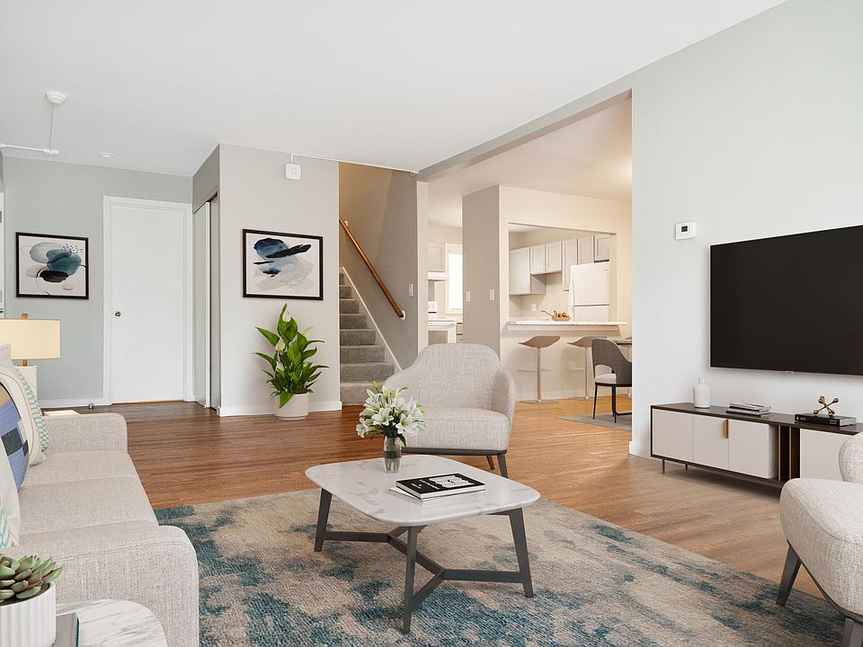 1st image of 126 Union St #W6wkemepz