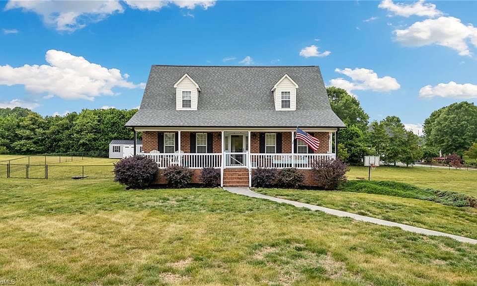 1st image of 184 Cummings Ct