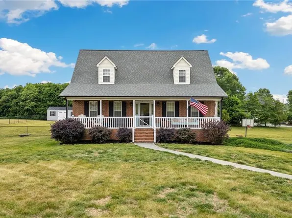 184 Cummings Ct, Lexington, NC 27295