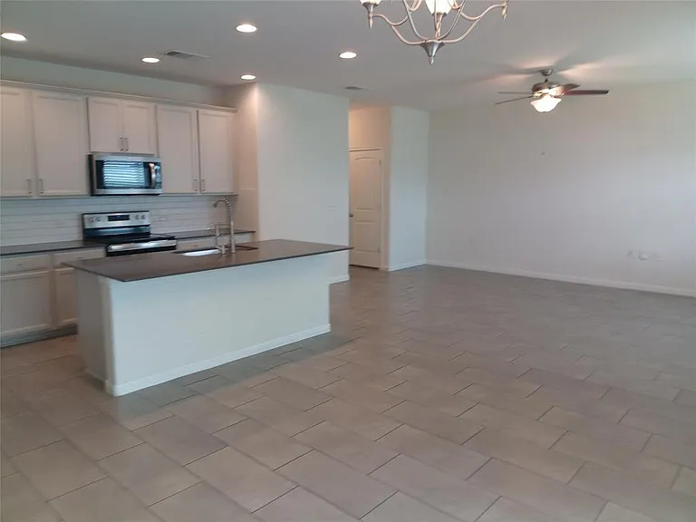 13013 Carswell St — Photo 11