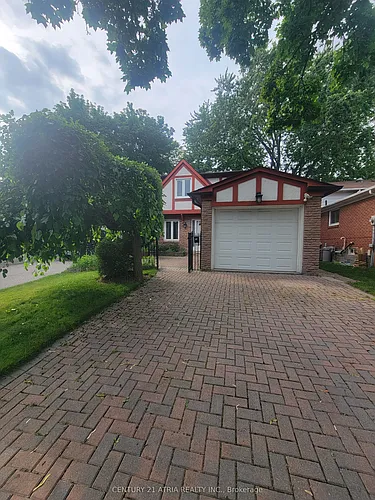 28 Holsworthy Cres Photo 1