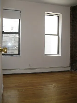 Rented by Tower Brokerage | media 67