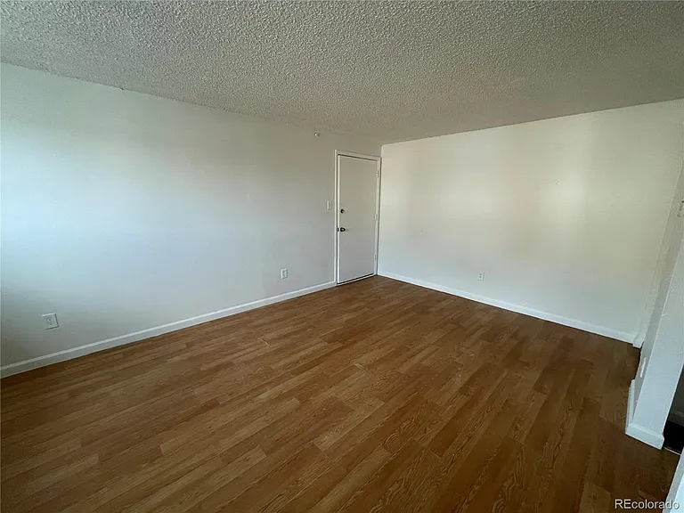 1622 Alton St — Photo 8