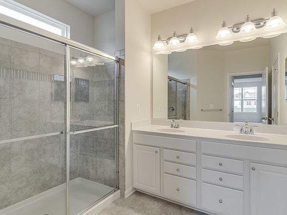 Relaxing owner s bath