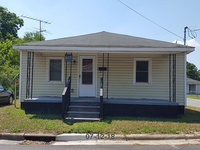 1st image of 925 Seaboard St