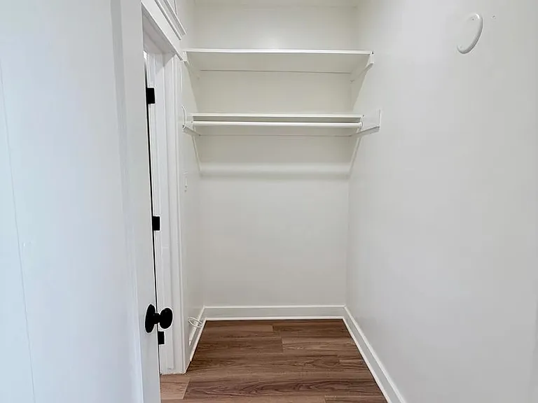 2805-2813A S Vermont Ave #5-2809 — Photo 8