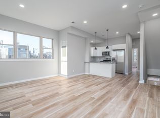 1220 S 27th St #2, Philadelphia, PA 19146