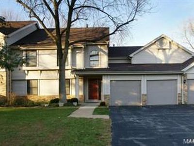 711 Lofty Point Dr APT B, Ballwin, MO, 63021