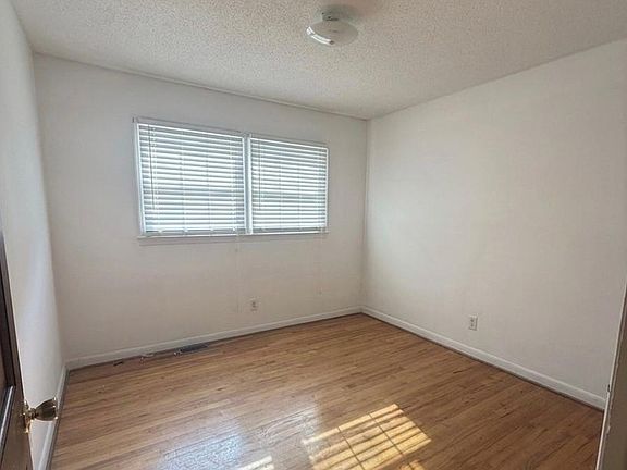 5th image of 5325 Old Branch Rd