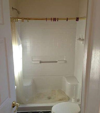 4th image of 125 Academy St