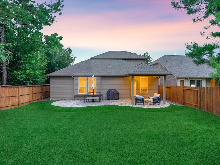204 Forest Peak Way — Photo 36
