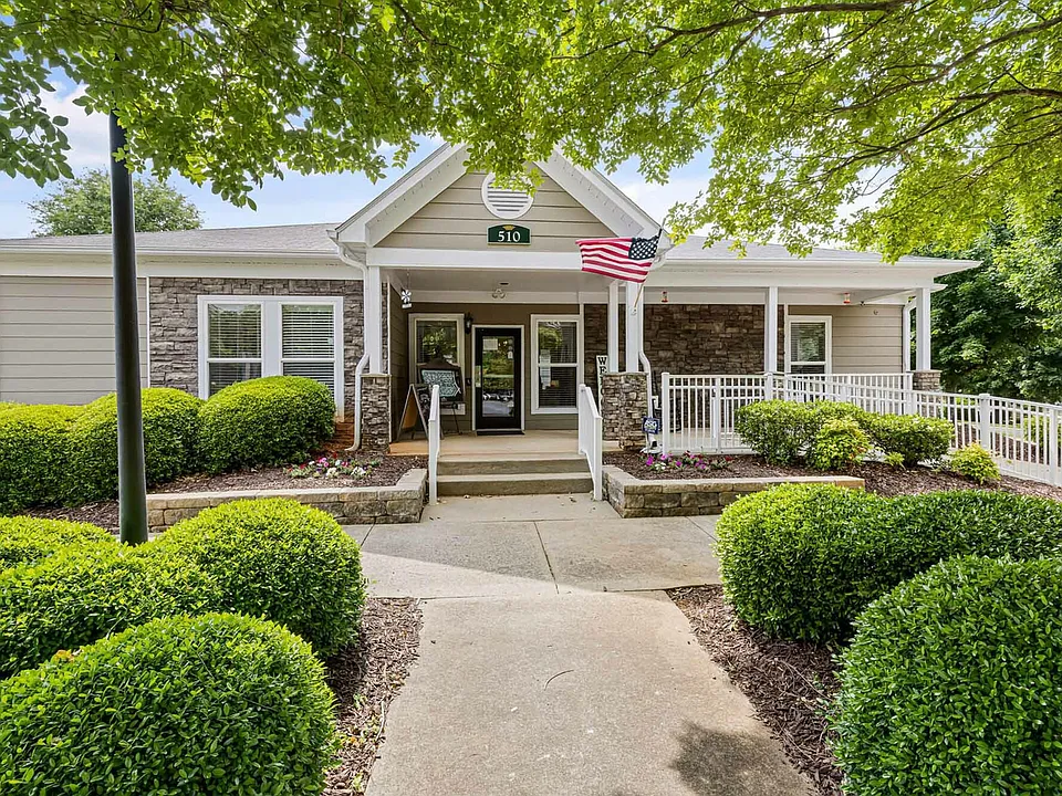 Fieldstone Apartment Homes