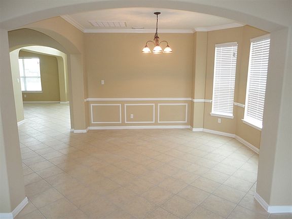 4th image of 2006 Glen Burrow Court