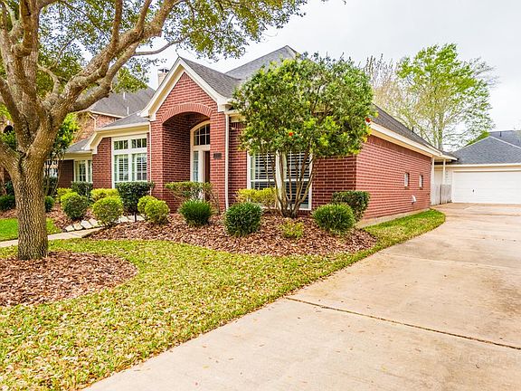 2nd image of 13411 Layton Castle Ln
