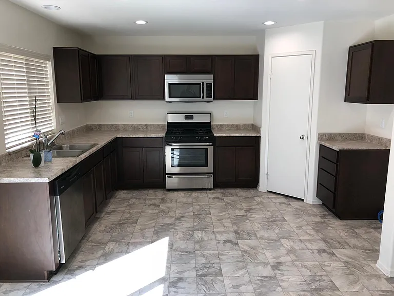 2309 Alejandro St — Photo 3