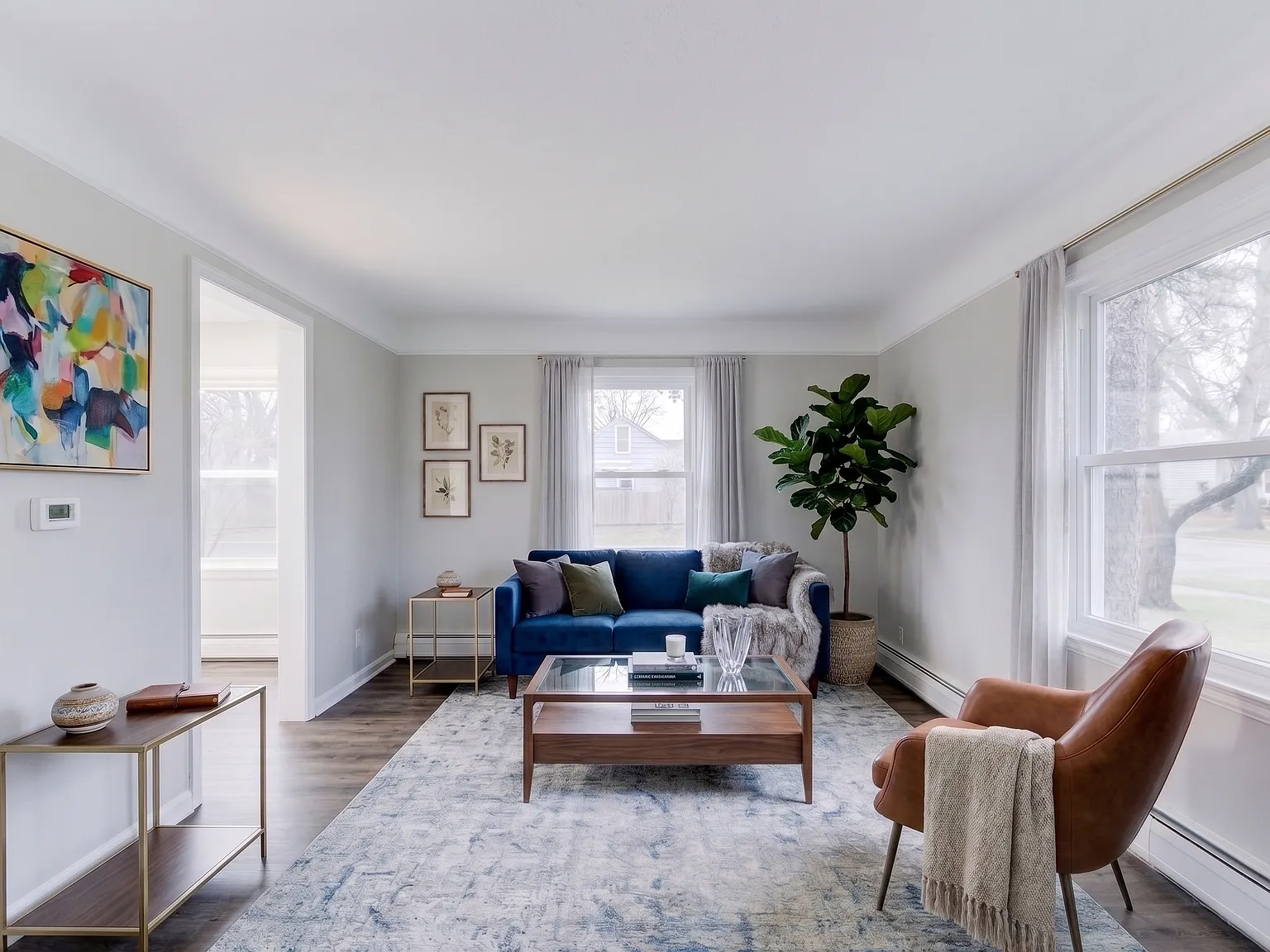 3 bed, 1015 sqft, $2,000 — Photo 4