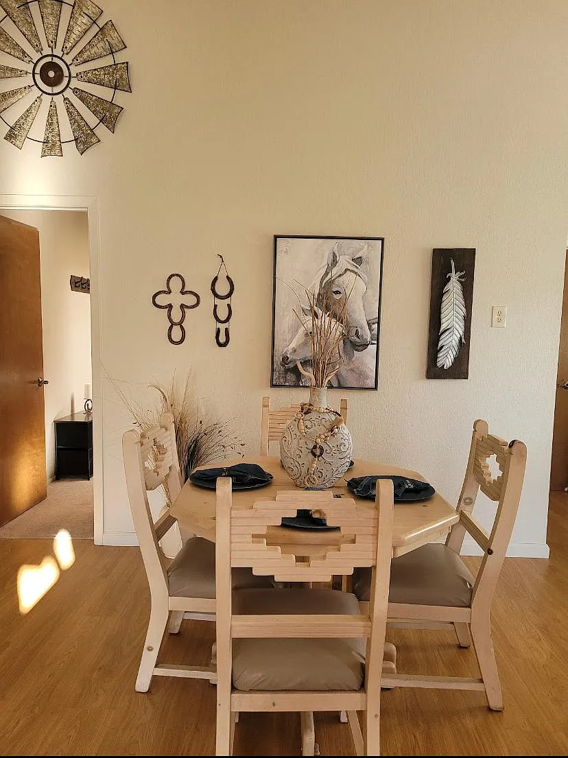 814B Kingsland Ct — Photo 3