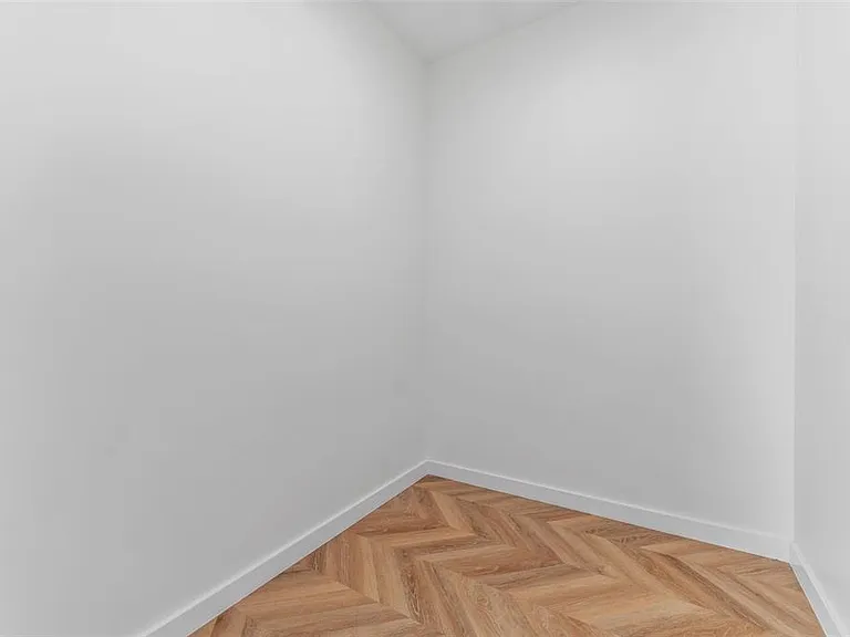 102 W Adalee St #4 — Photo 30