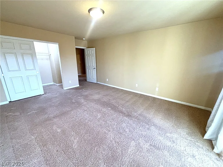 6435 Grande River Ct — Photo 57