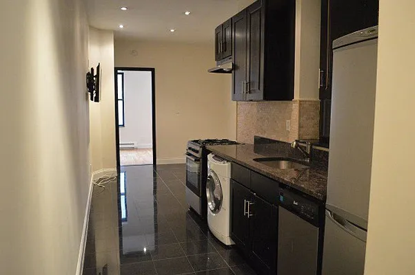 Rented by BRICK & GALO REALTY CORP | media 26