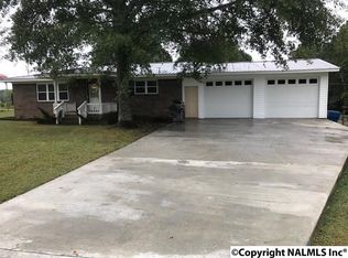 1367 Marvin Pearce Rd, Boaz, AL 35957