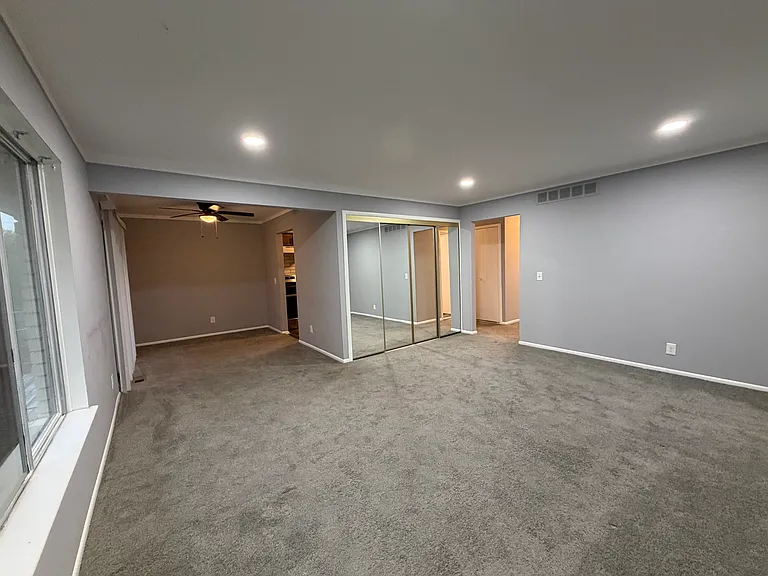 28096 Universal Dr — Photo 5