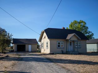 255 Charlotte Ann Rd, Medford, OR 97501