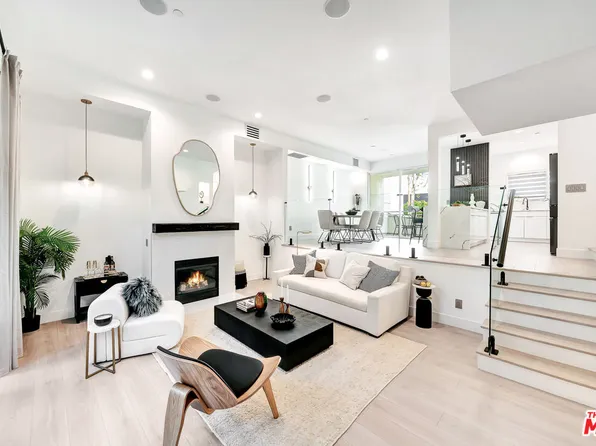 1020 Hilldale Ave, West Hollywood, CA 90069