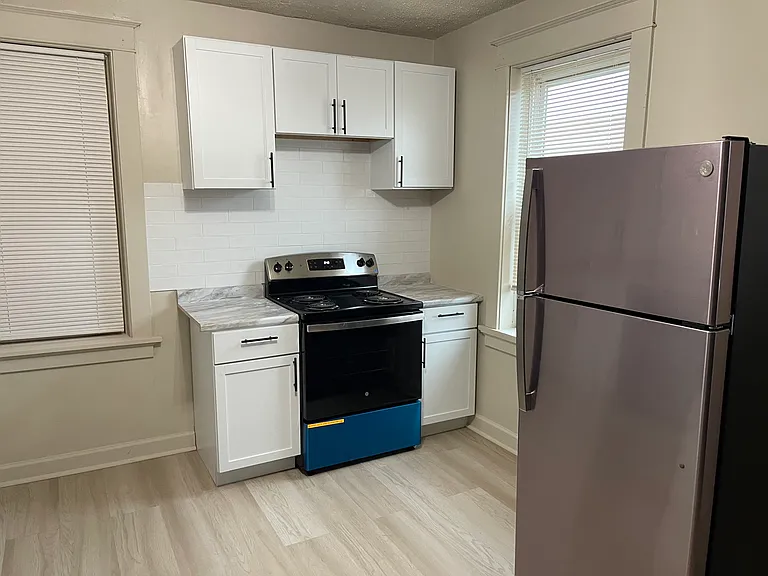 3925 S Grand Blvd #1F — Photo 11