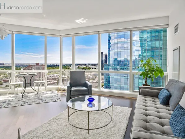 77 Hudson St APT 2810, Jersey City, NJ 07302
