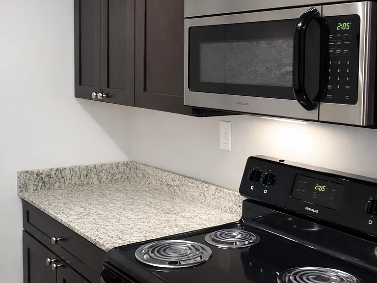 The Denn Apartments — Photo 4