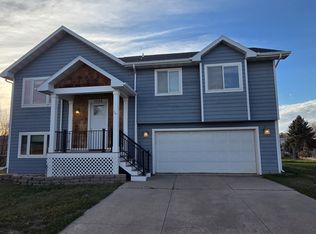 1024 Park Hill Ct, Rapid City, SD 57701