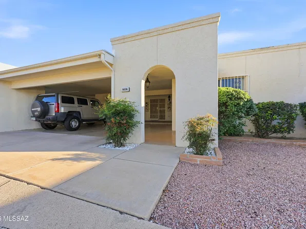 9036 E Palms Park Dr, Tucson, AZ 85715