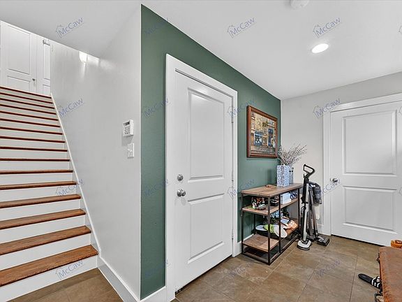 4th image of 5618 Lindell Ave #6
