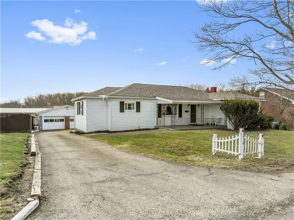 210 Braddock Road Ave, Mount Pleasant, PA 15666