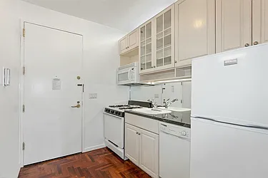 Rented by Brown Harris Stevens